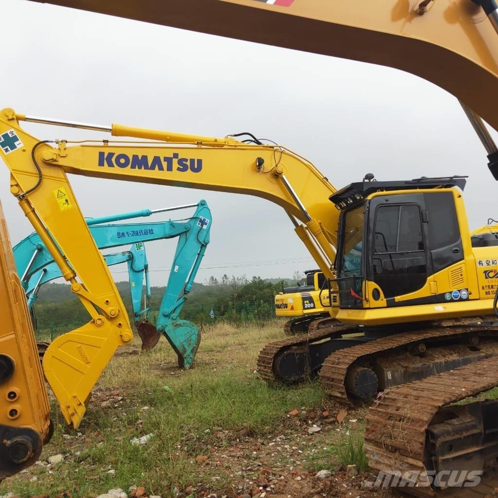 Komatsu PC200-8 حفارات زحافة