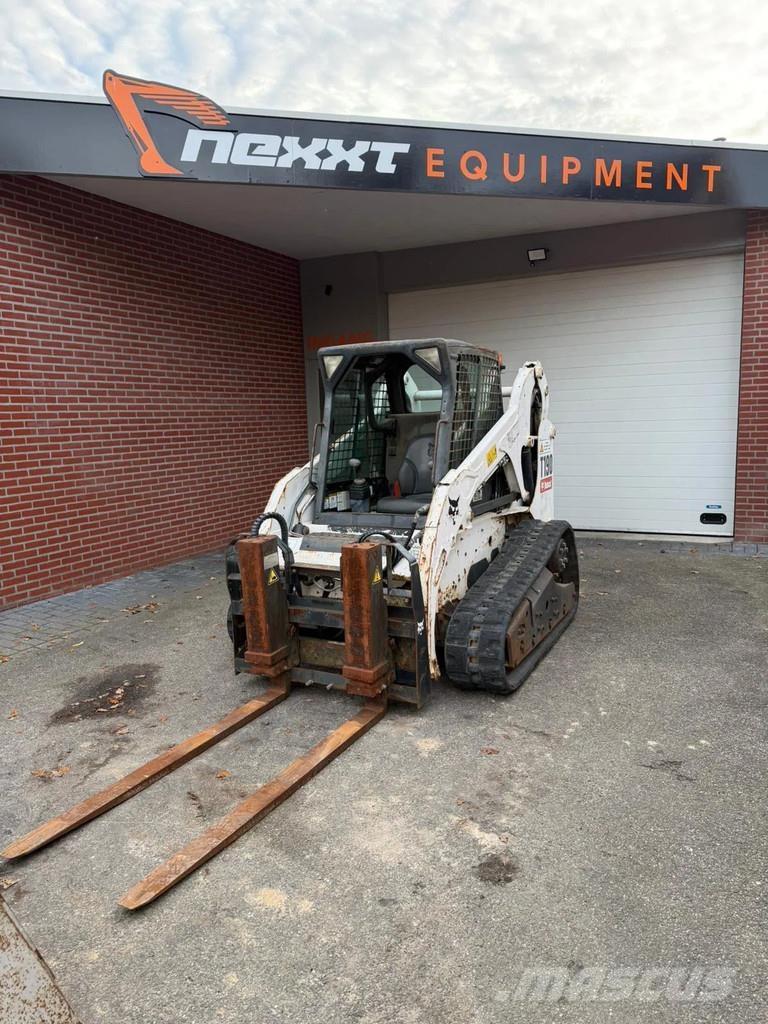 Bobcat T190 لوادر انزلاقية التوجيه