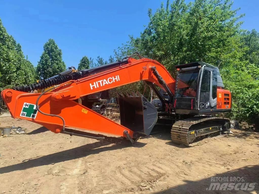 Hitachi ZX200 حفارات زحافة