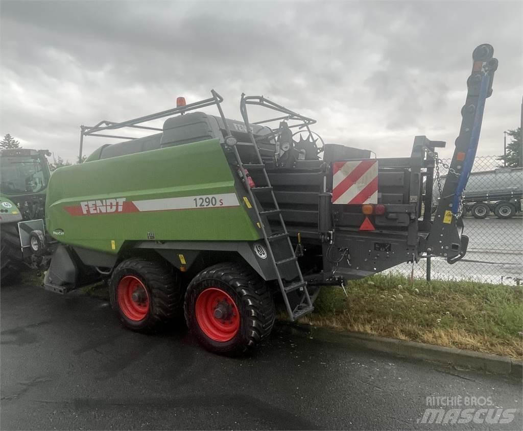 Fendt 1290 S محزمات مربعة