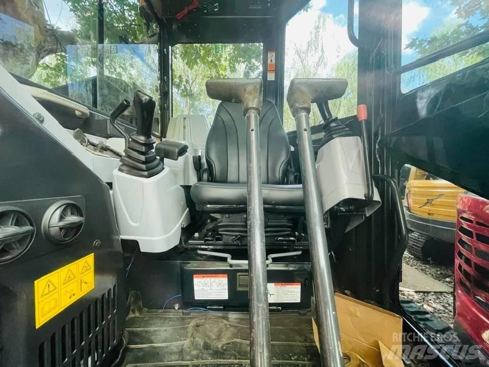 Yanmar VIO80-1A حفارات صغيرة أقل من 7 طن (حفارات صغيرة)