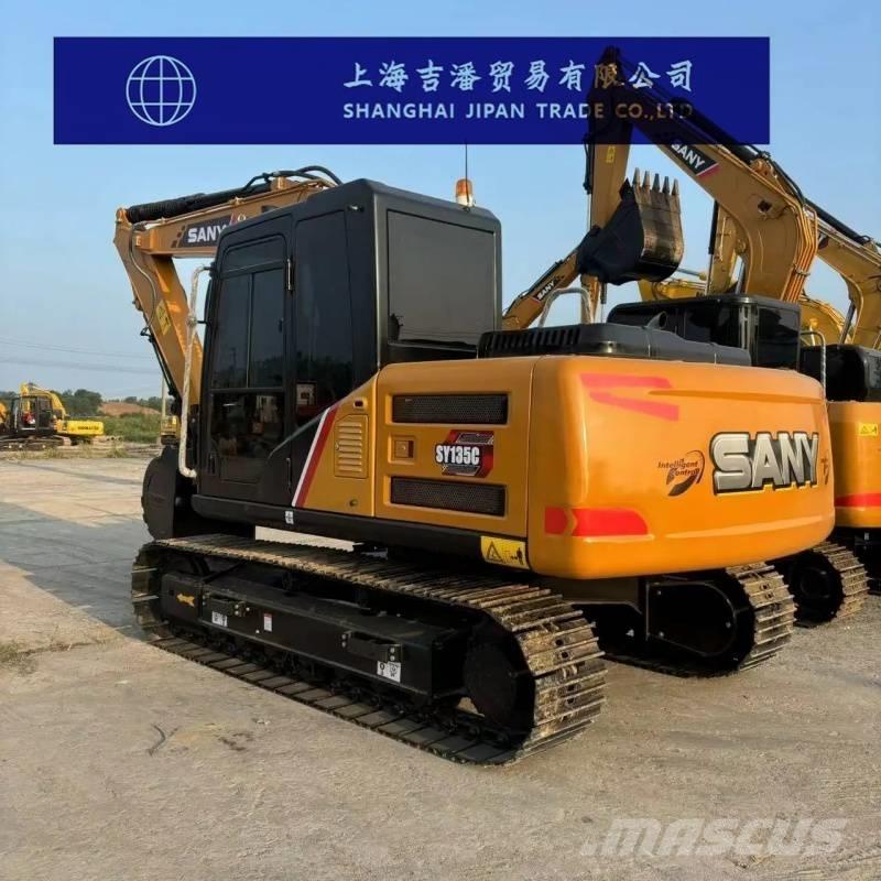 Sany SY 135 C حفارات زحافة