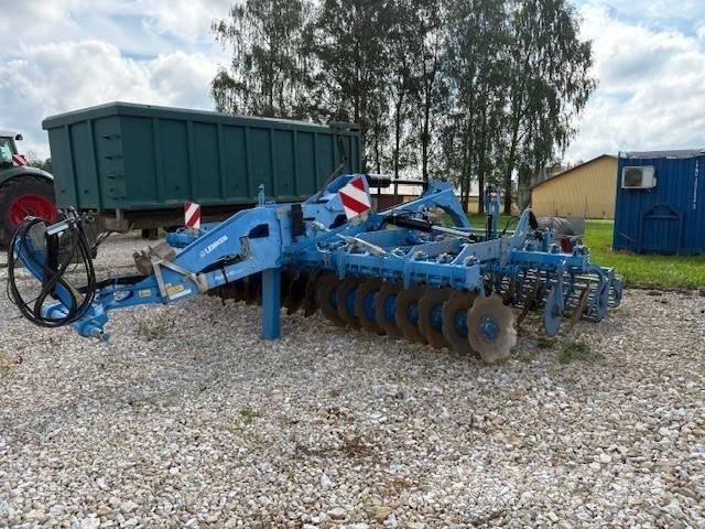 Lemken Rubin 10 KUA زحافات ساحقة
