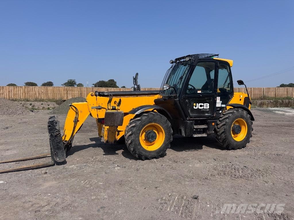 JCB 540-140 مناولات متداخلة