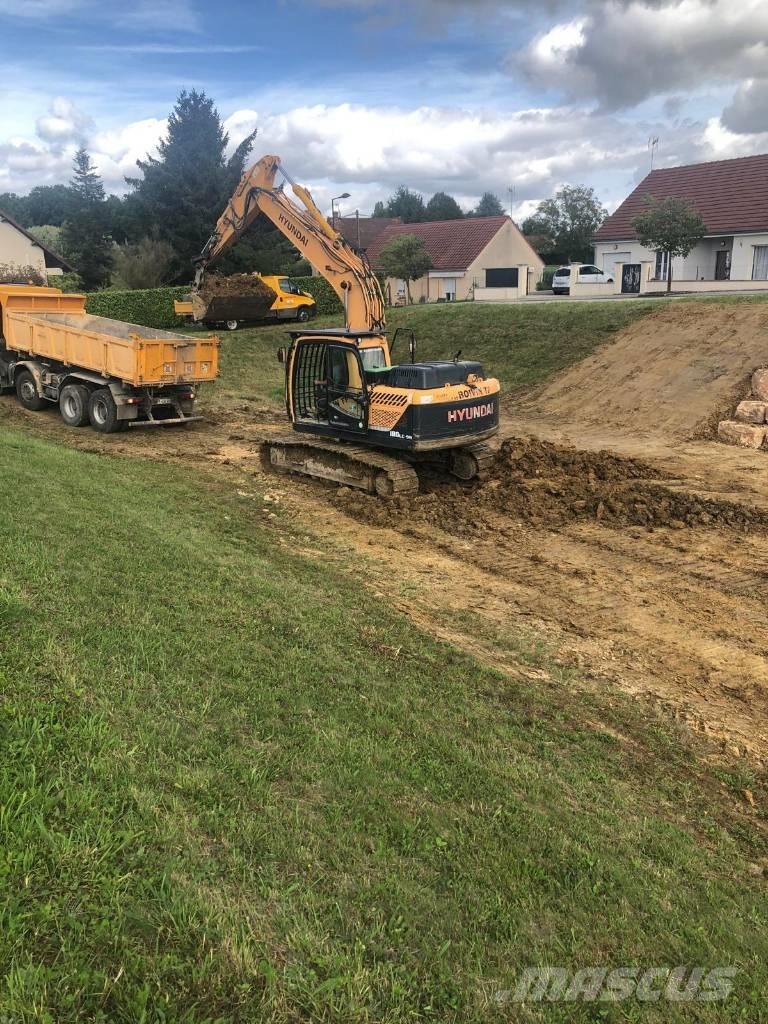 Hyundai R180LC-9A حفارات زحافة