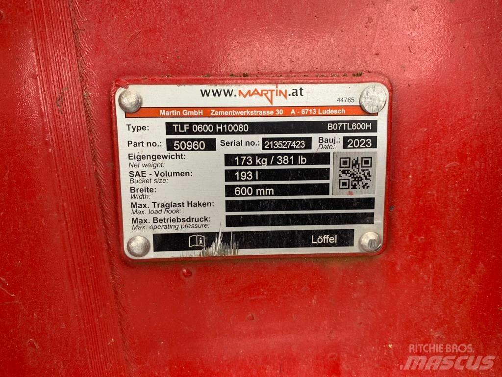 Takeuchi TB 370 حفارات وسط 7 طن - 12 طن