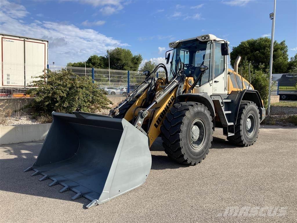 Liebherr L 538 لوادر بعجل