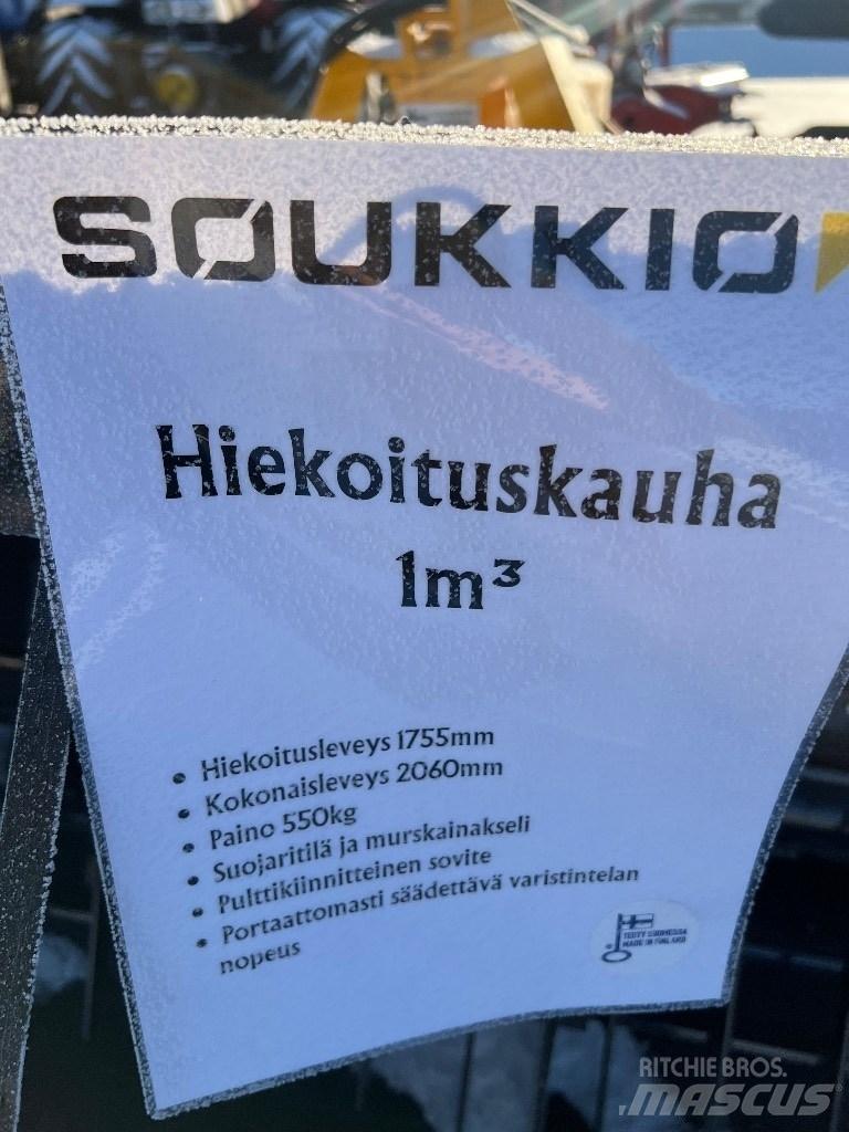 Soukkio HK 1.0m^3 معدات نشر الرمال والملح