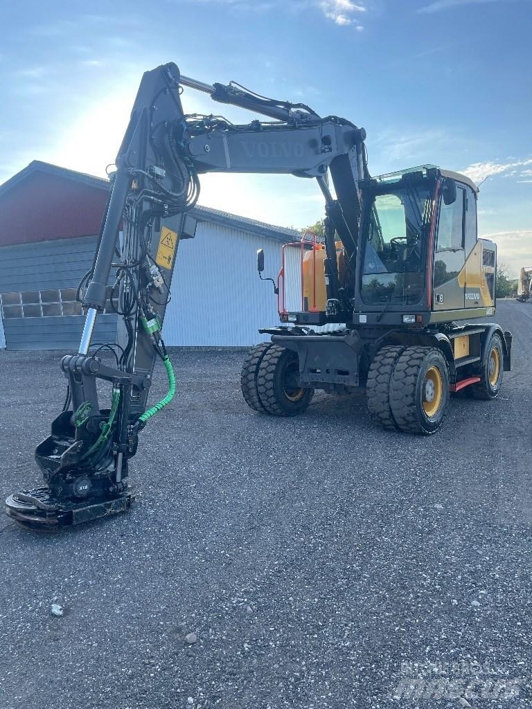 Volvo EWR 150 E حفارات بعجل