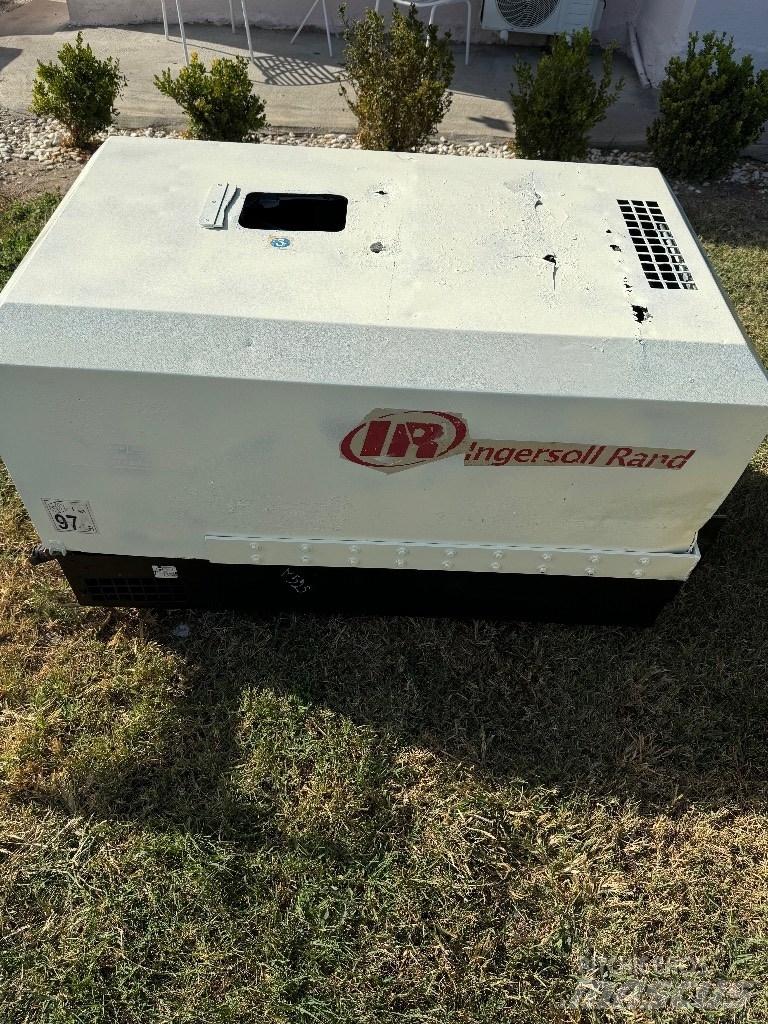 Ingersoll Rand R-105 مكابس