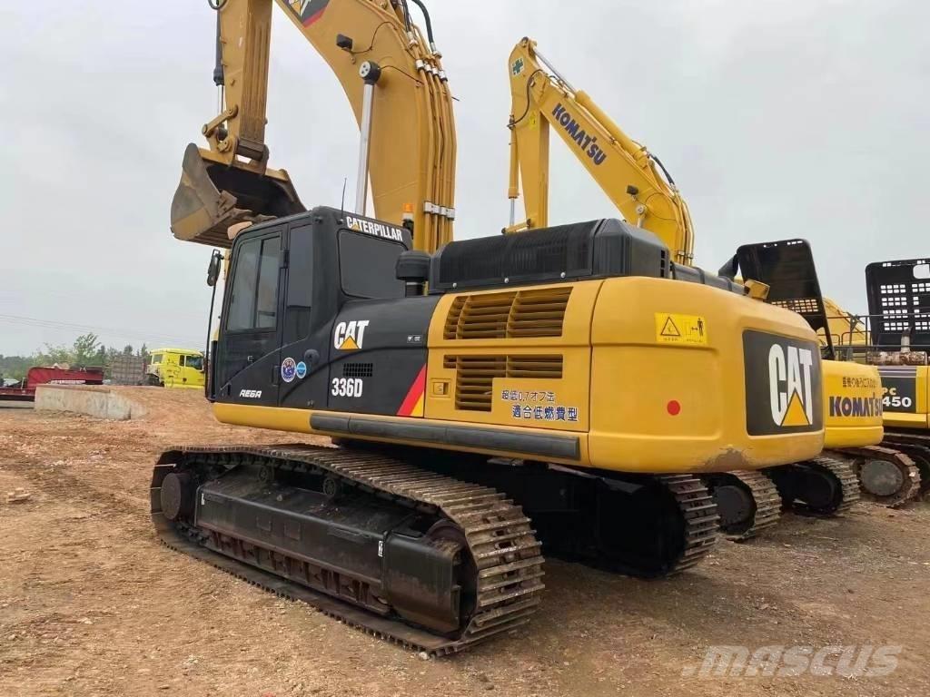 CAT 336 D حفارات زحافة