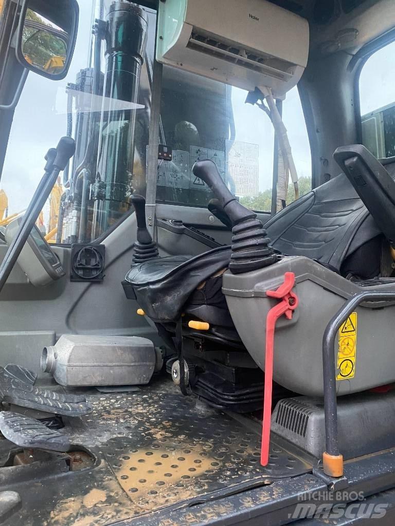 Volvo EC 210 B LC حفارات زحافة