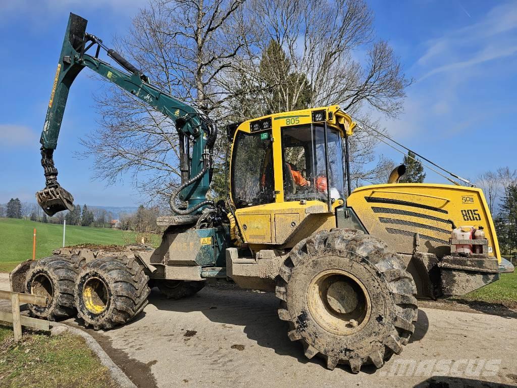 HSM 805 F ساحبات الأشجار