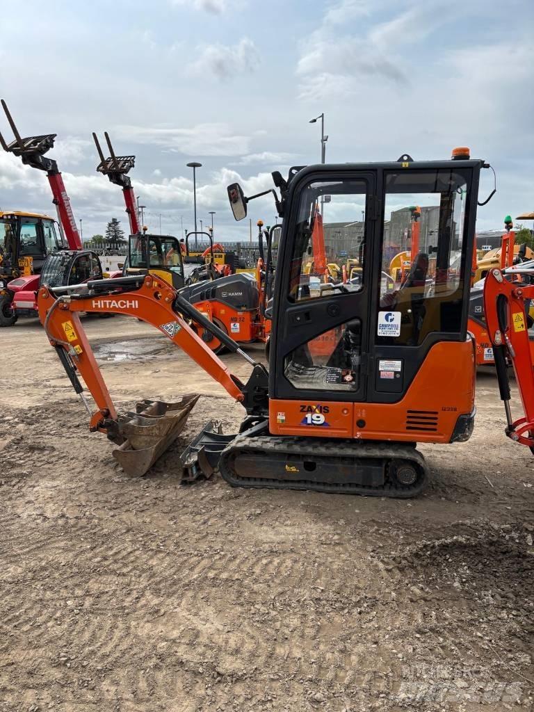 Hitachi ZX 19-6 حفارات صغيرة أقل من 7 طن (حفارات صغيرة)