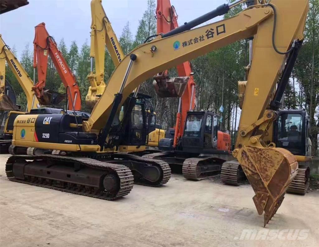 CAT 329D حفارات زحافة
