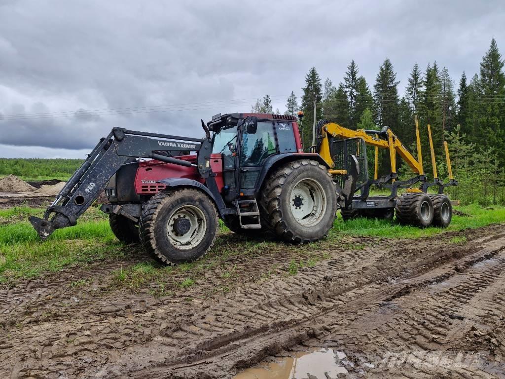 Valtra 8450 Hitech الجرارات