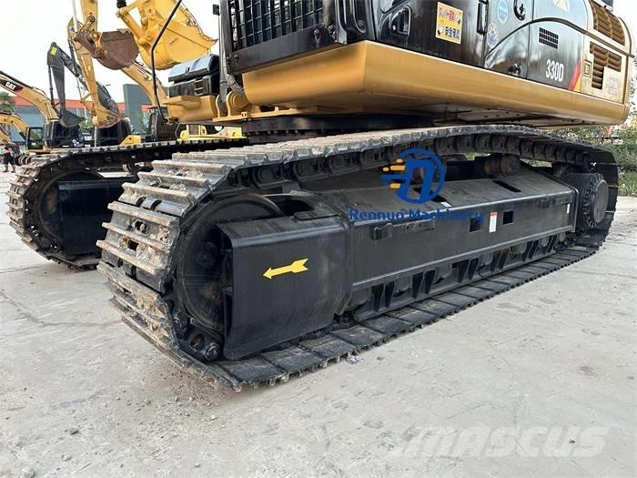 CAT 330 D حفارات زحافة