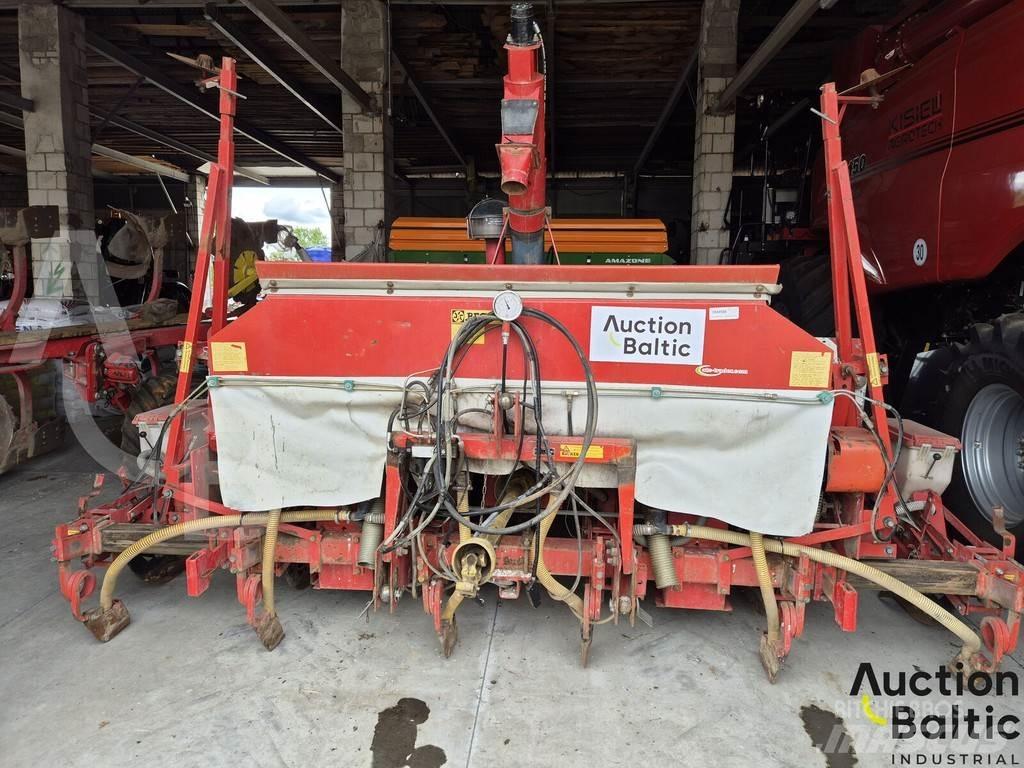 Becker Aeromat T 6 ماكينات البذر الدقيق