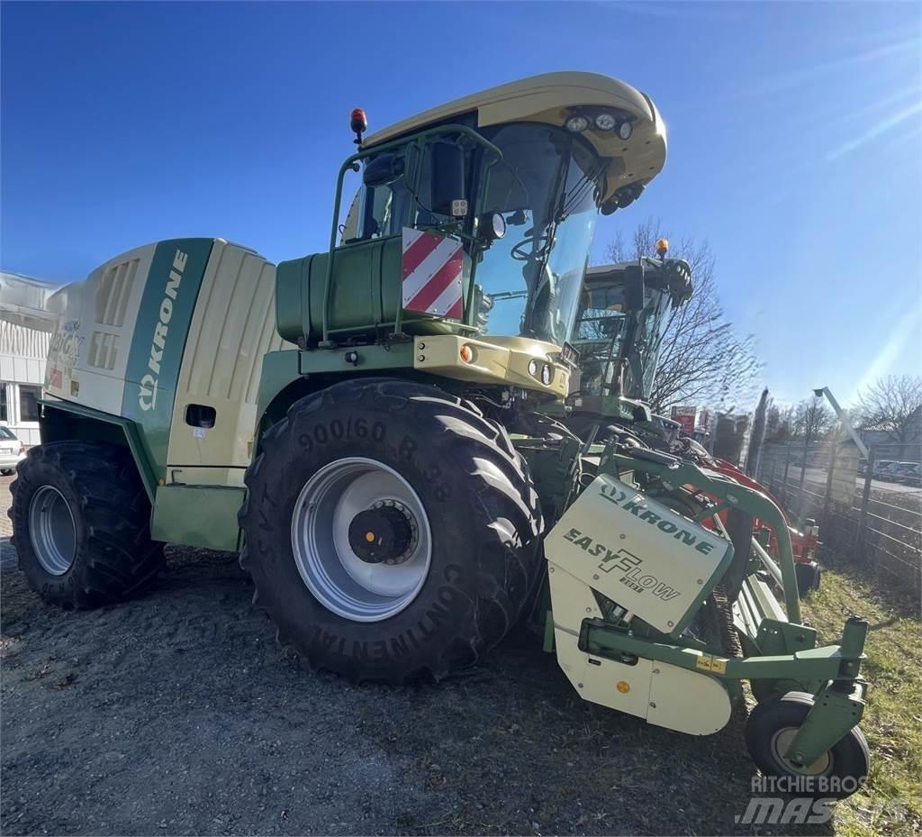 Krone BIG x 700 علافات ذاتية الدفع