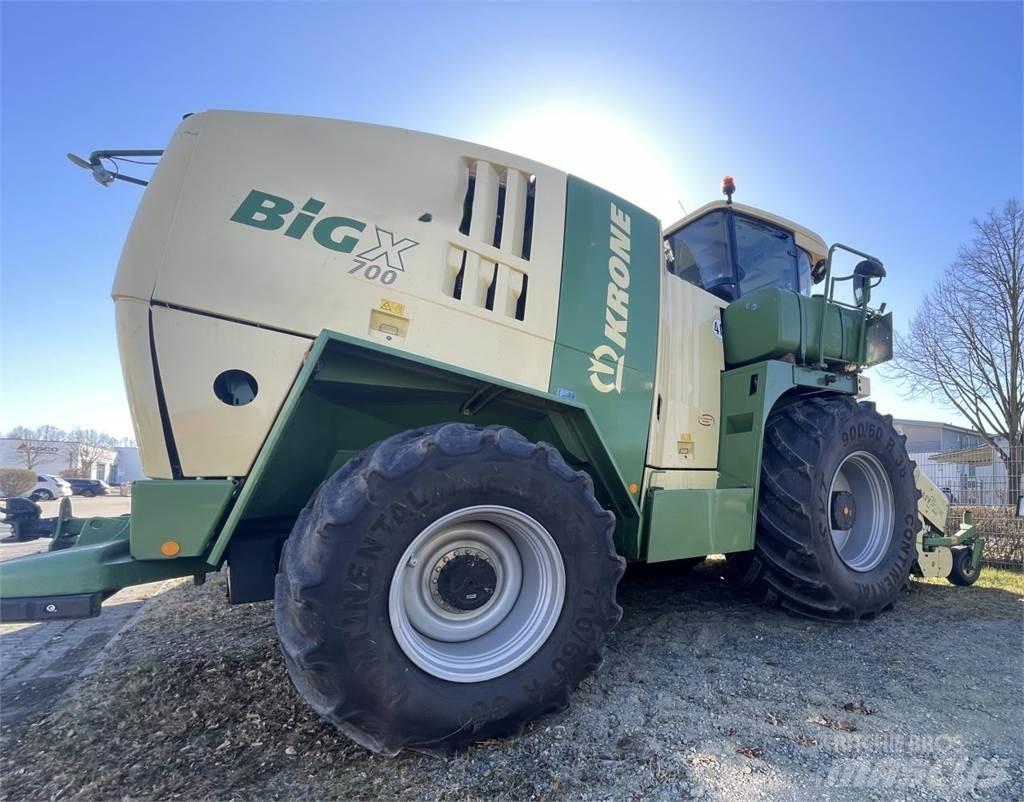 Krone BIG x 700 علافات ذاتية الدفع