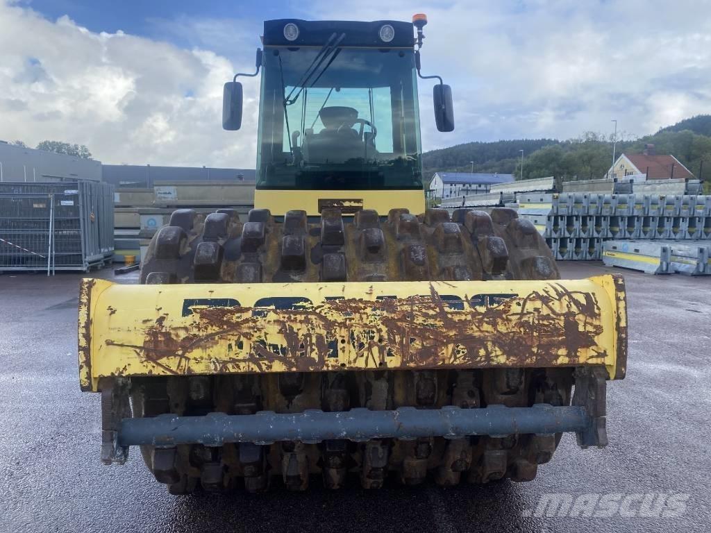 Bomag BW 213 P D H-4 مداحل أحادية الأسطوانة