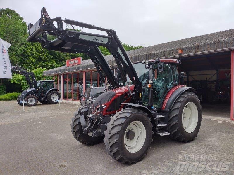 Valtra G135 Active الجرارات