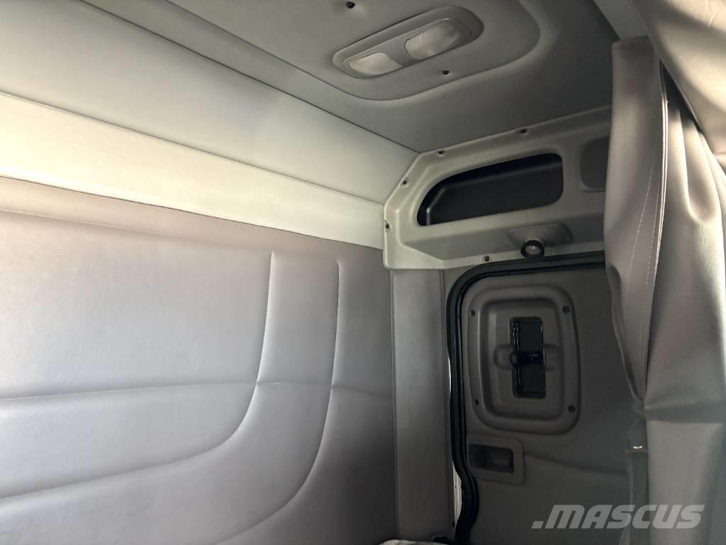 Peterbilt 389 وحدات الجر