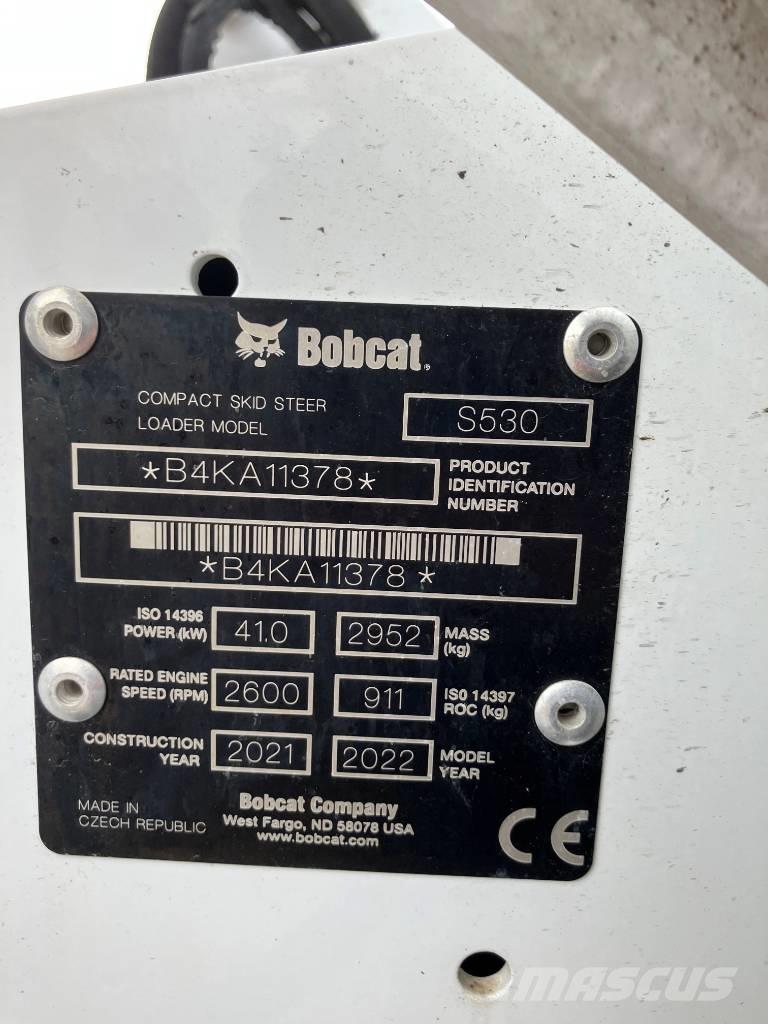 Bobcat S 530 لوادر انزلاقية التوجيه