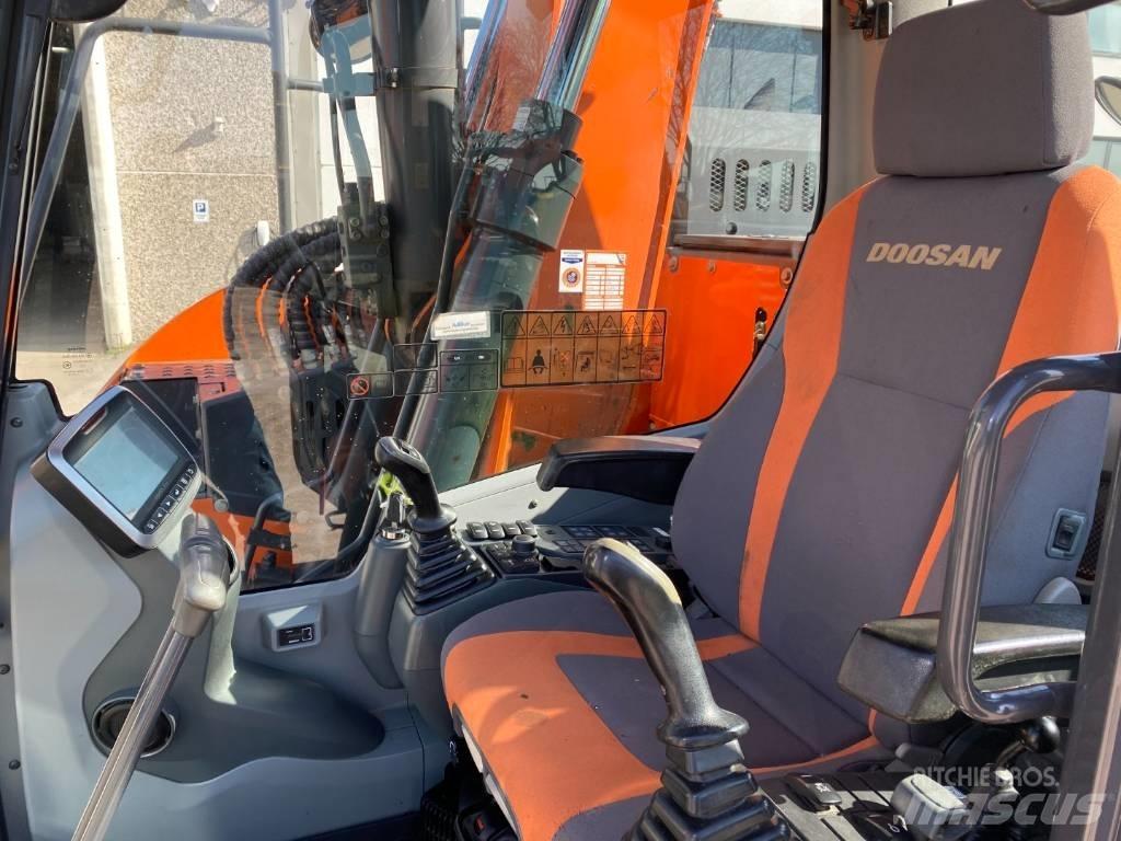Doosan DX 140 LCR-5 حفارات زحافة