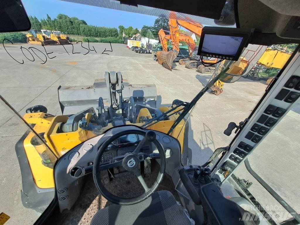 Volvo L 180 H لوادر بعجل