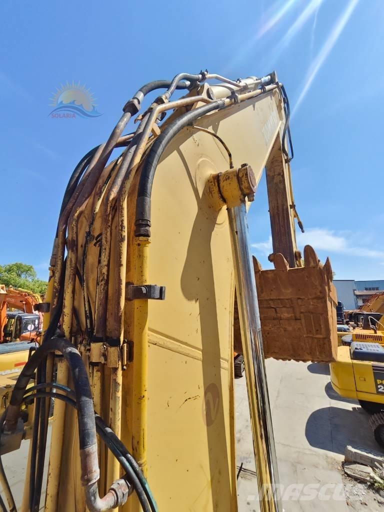Komatsu pc240-7 حفارات زحافة