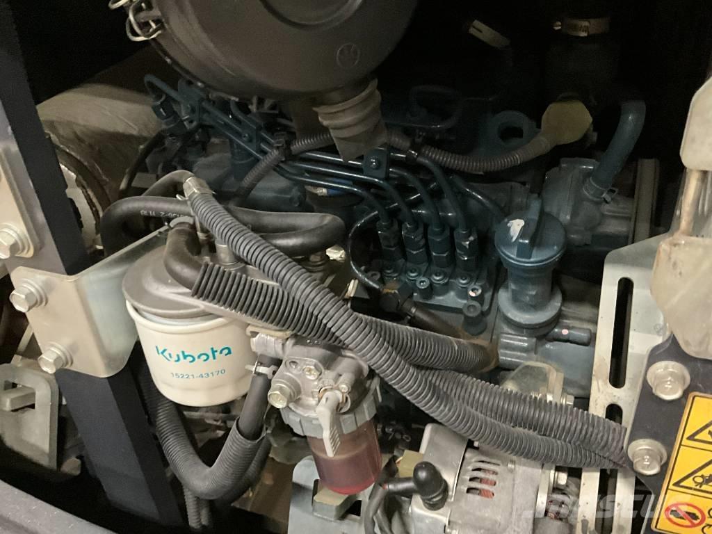 Kubota KX 027-4 حفارات صغيرة أقل من 7 طن (حفارات صغيرة)