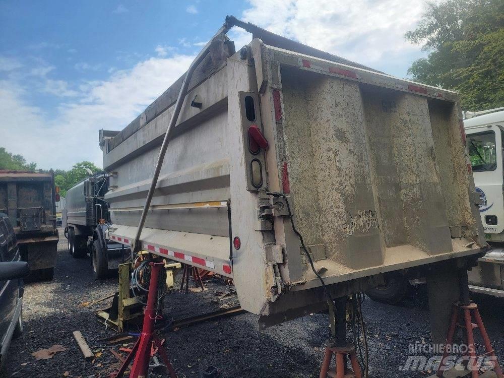  J & J 17' Dump Body شاحنات قلابة