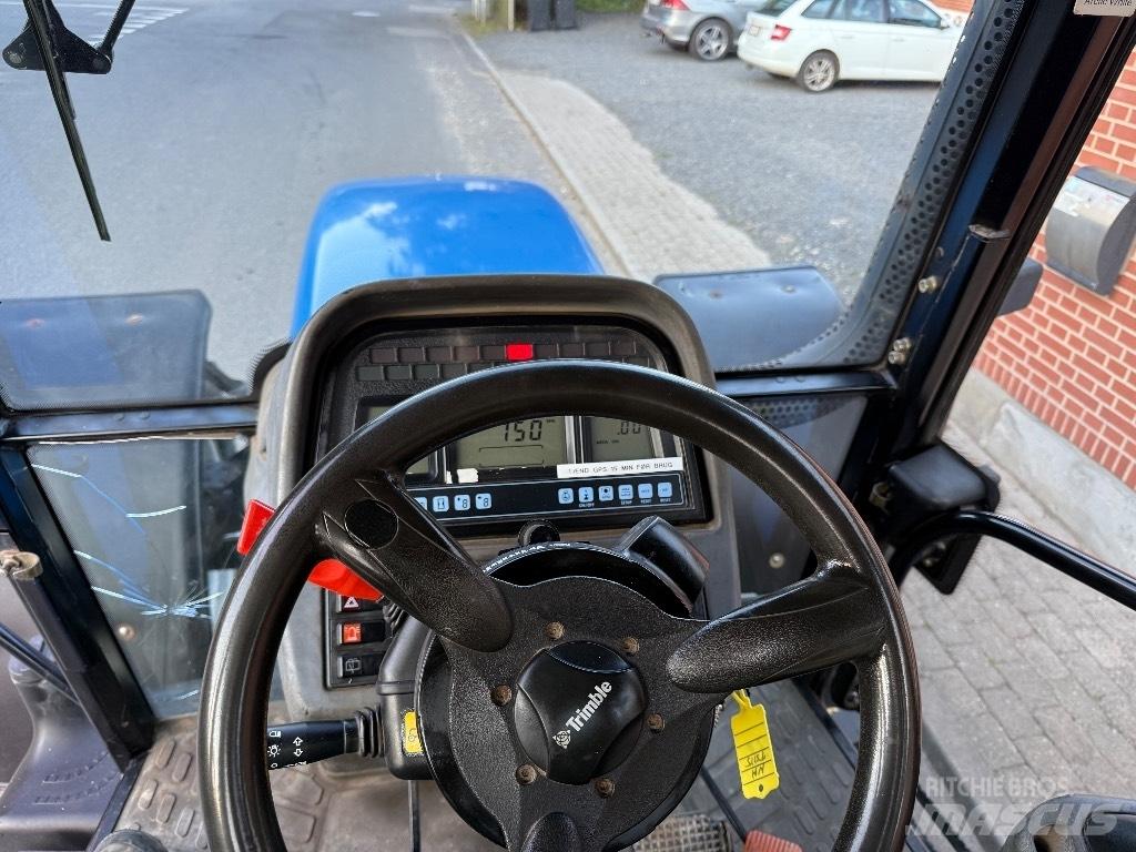 New Holland TM 155 الجرارات
