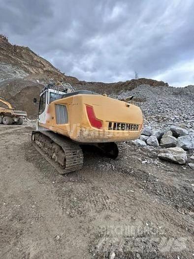 Liebherr R946 LC حفارات خاصة