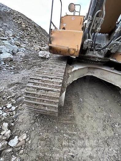 Liebherr R946 LC حفارات خاصة