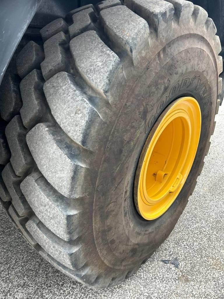 Komatsu WA 475-10E0 لوادر بعجل