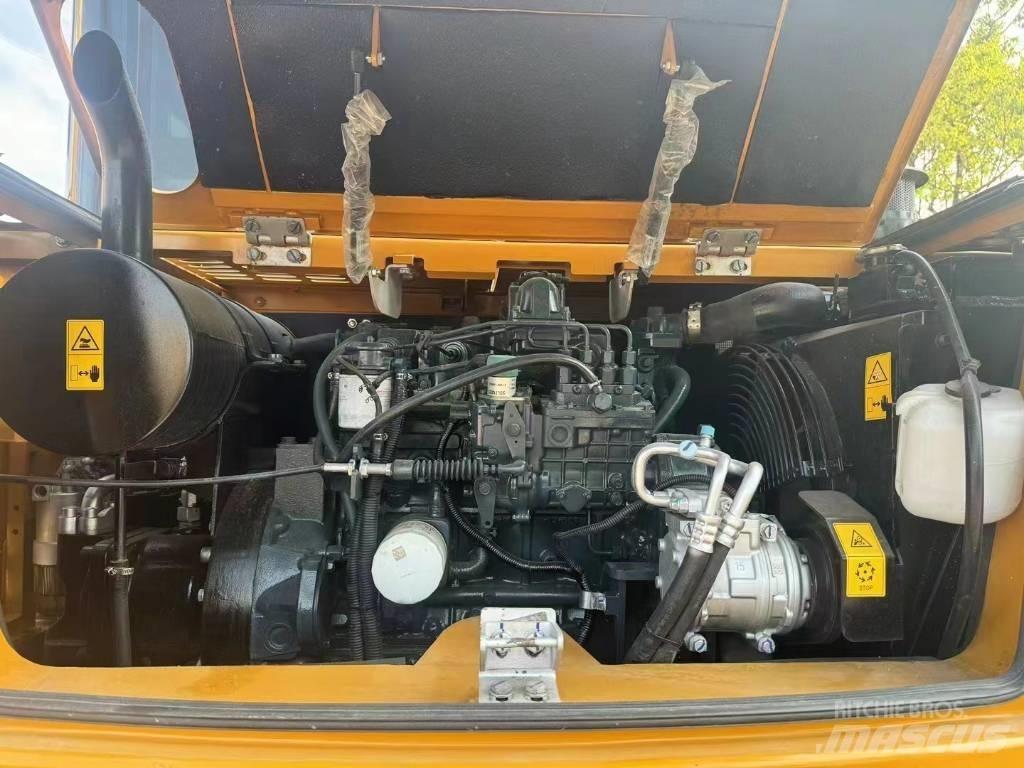 Sany SY 95 C حفارات زحافة