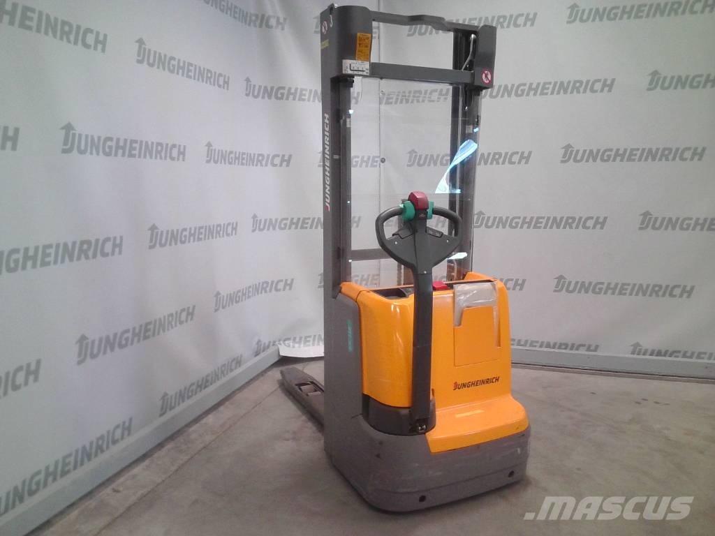 Jungheinrich EJC 112 معدات التكديس الجوالة