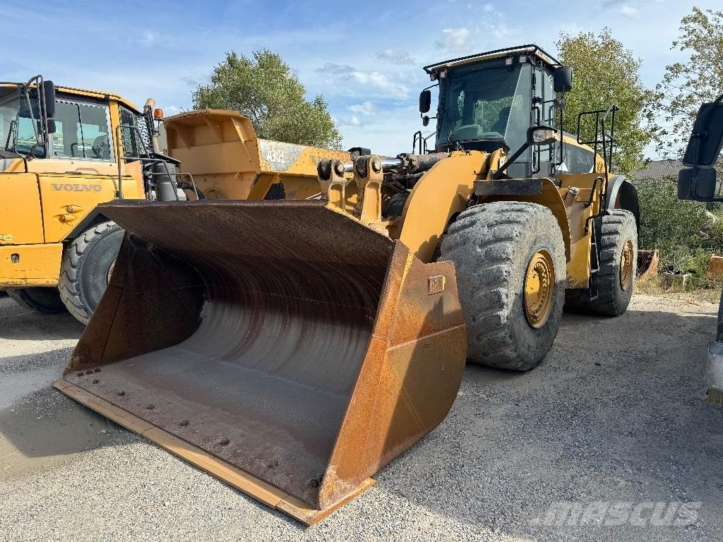 CAT 980 K لوادر بعجل
