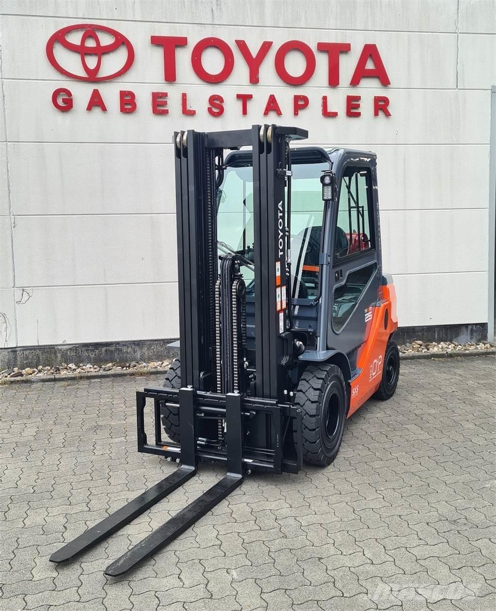 Toyota 02-8FGF25 شاحنات LPG