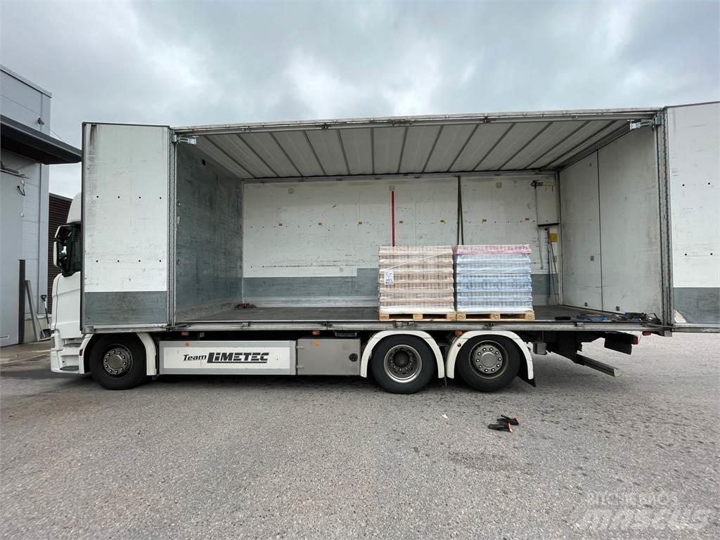 Scania R 500 6X2 شاحنات ذات هيكل صندوقي
