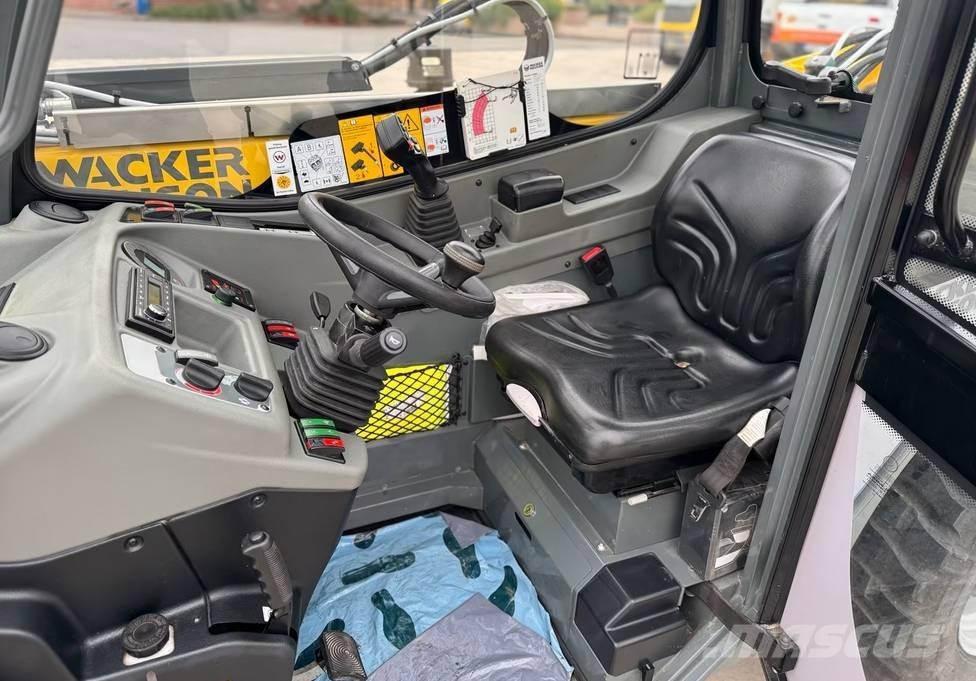 Wacker Neuson TH 522 مناولات متداخلة