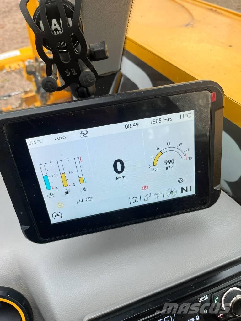 JCB Agri Xtra 542-70 لوادر وحفارات أمامية