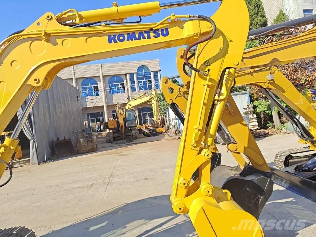 Komatsu PC 55 MR حفارات صغيرة أقل من 7 طن (حفارات صغيرة)