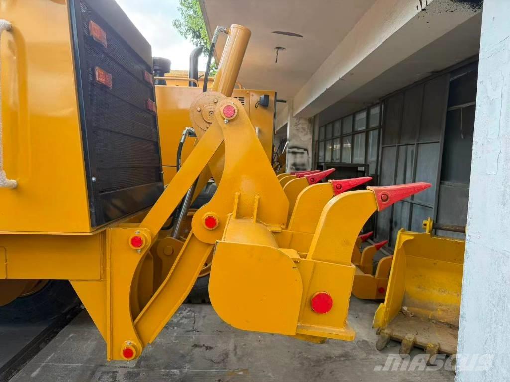 CAT 140 G معدات تمهيد الطرق