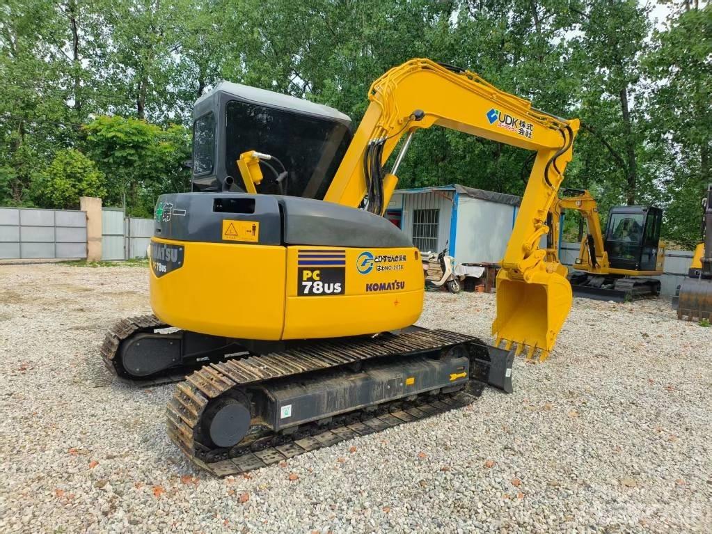 Komatsu PC 78 US حفارات زحافة