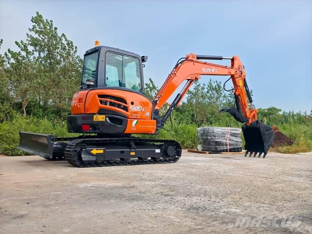 Kubota KX057-4 حفارات صغيرة أقل من 7 طن (حفارات صغيرة)