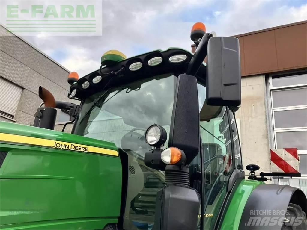 John Deere 6230r الجرارات