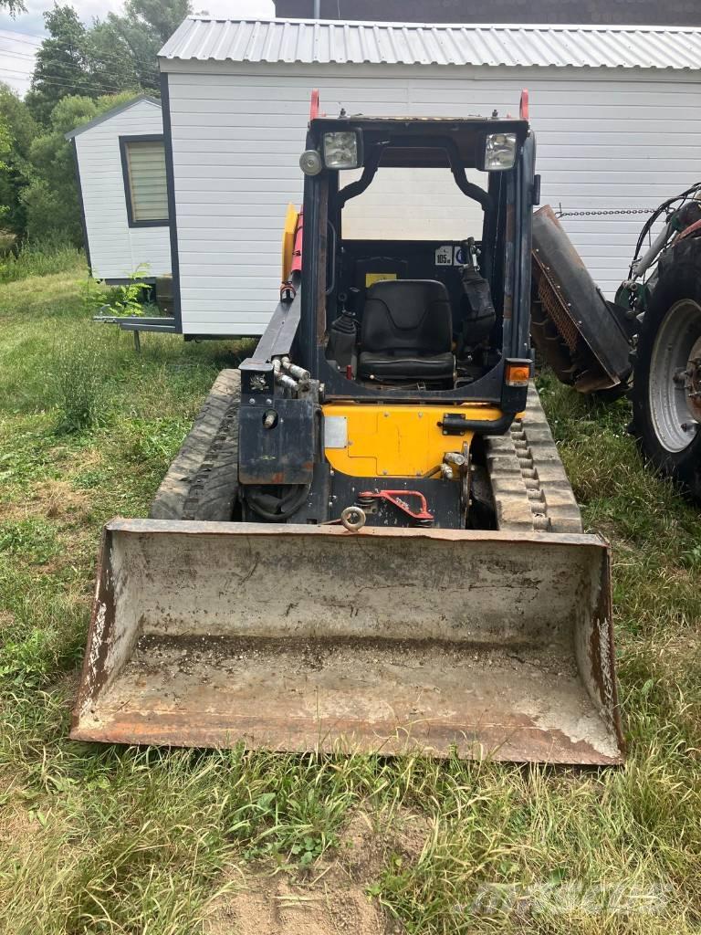 JCB 150 لوادر انزلاقية التوجيه
